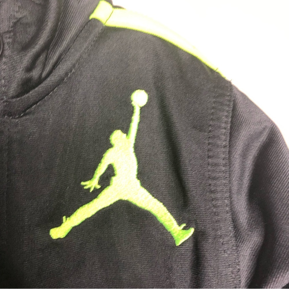 Nike Air Jordan Boys Zip Front High Collar Sweat Shirt SZ 24M - Picture 3 of 13